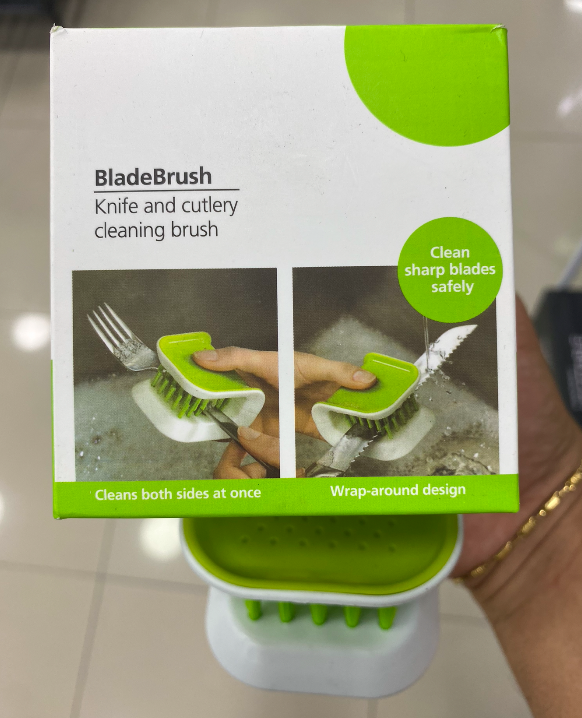 CEPILLO DE LIMPIEZA cubiertos